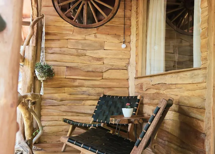 Roots Tree House - Boutique - * Uluwatu
