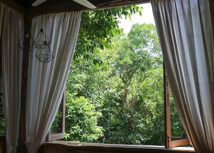 Lodge Roots Tree House - Boutique - Uluwatu