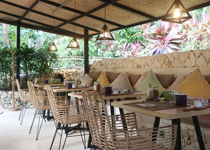 Roots Tree House - Boutique - * Uluwatu