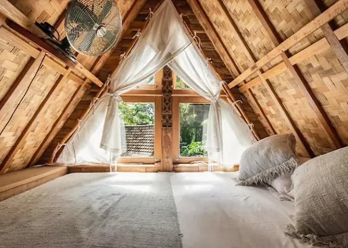Roots Tree House - Boutique - Lodge Uluwatu